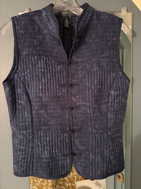 Lauren Ralph Lauren Quilted Mandarin-Collar Sleeveless Vest in Navy